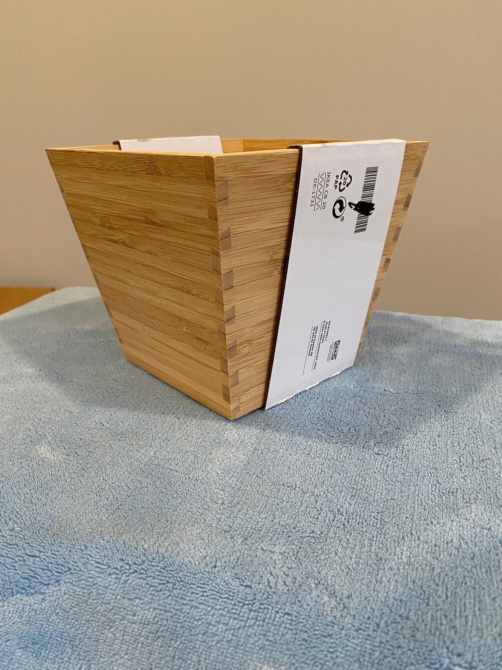 Vildapel Square Bamboo Planter